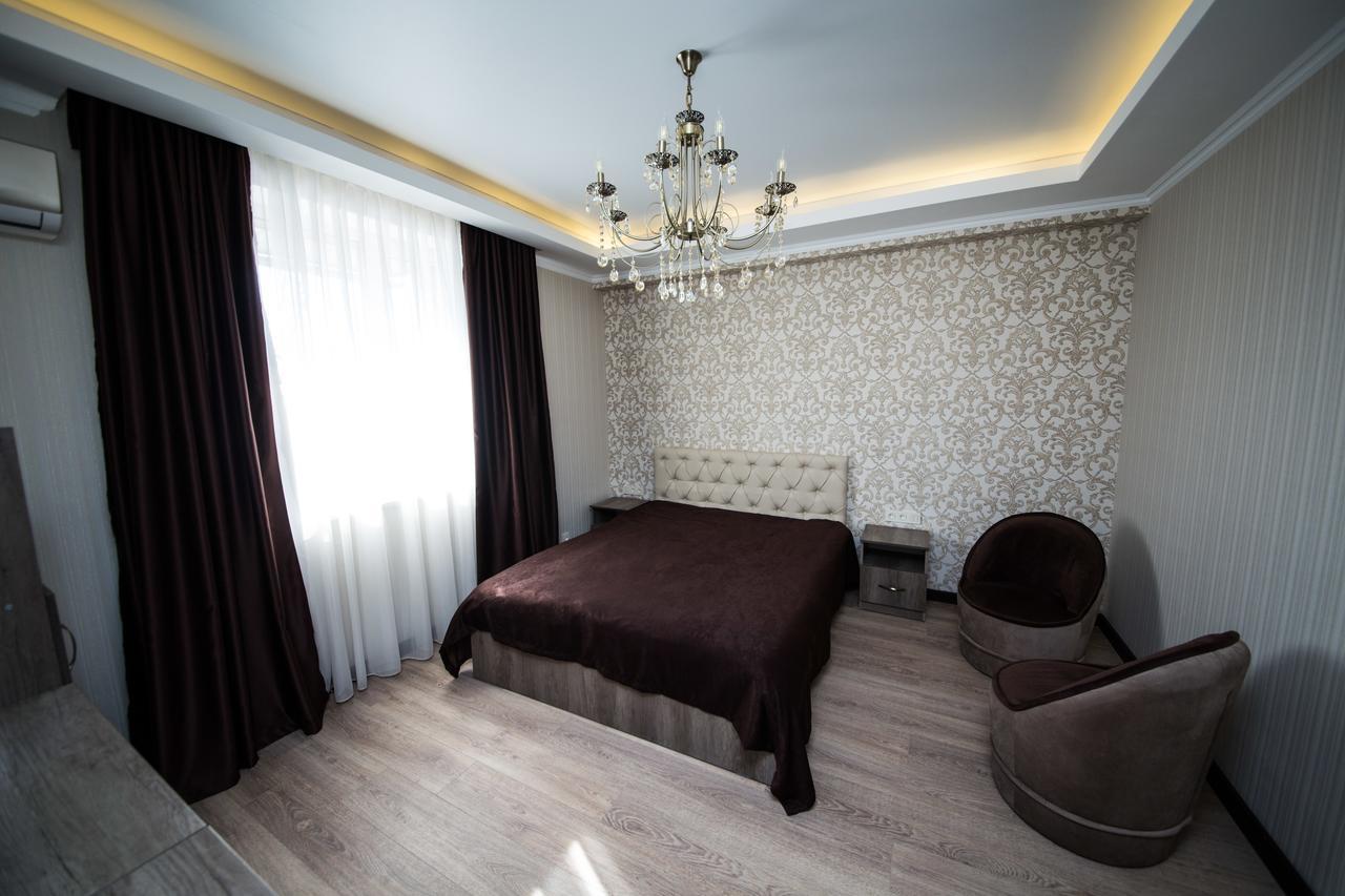 De'Mar Hotel Bişkek Dış mekan fotoğraf