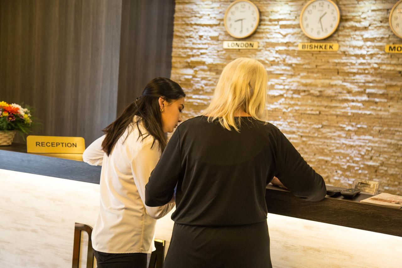 De'Mar Hotel Bişkek Dış mekan fotoğraf