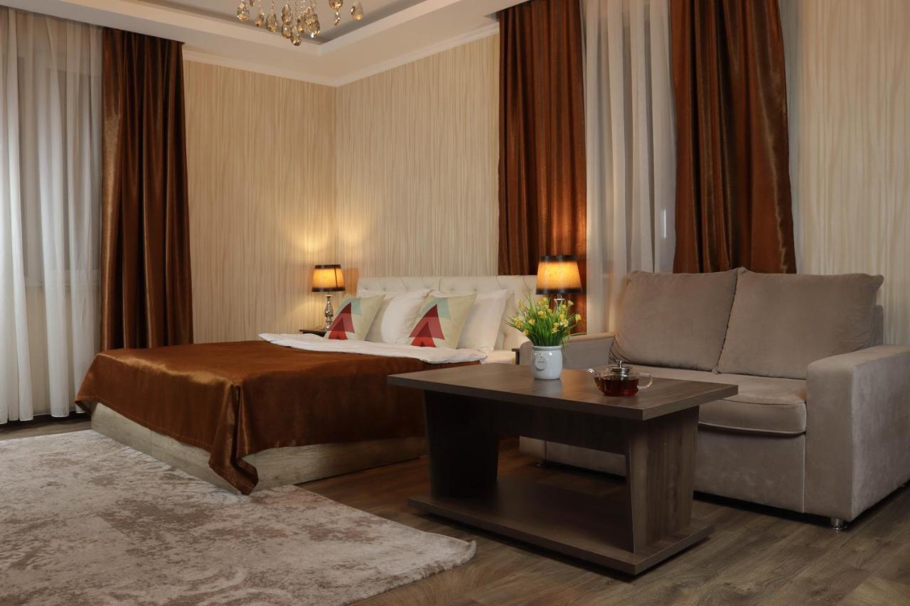 De'Mar Hotel Bişkek Dış mekan fotoğraf